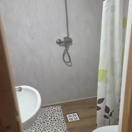 بيت للعطل Letniskowe Lakowy Zakatek Sliwin
